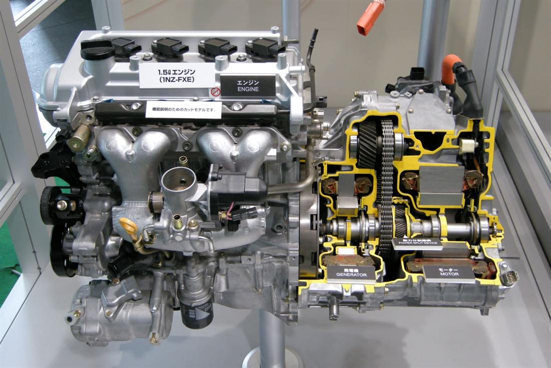 Motor de gasolina de Toyota seccionado