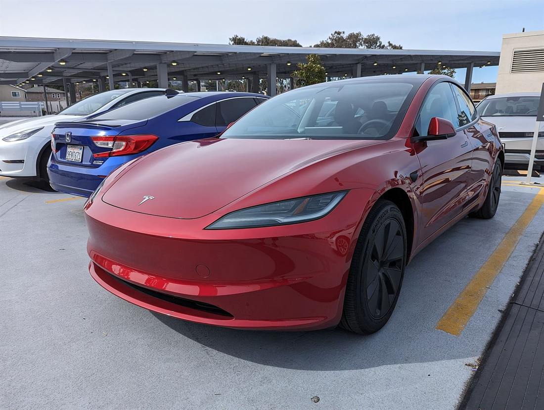 Tesla Model 3 renovado (Highland)