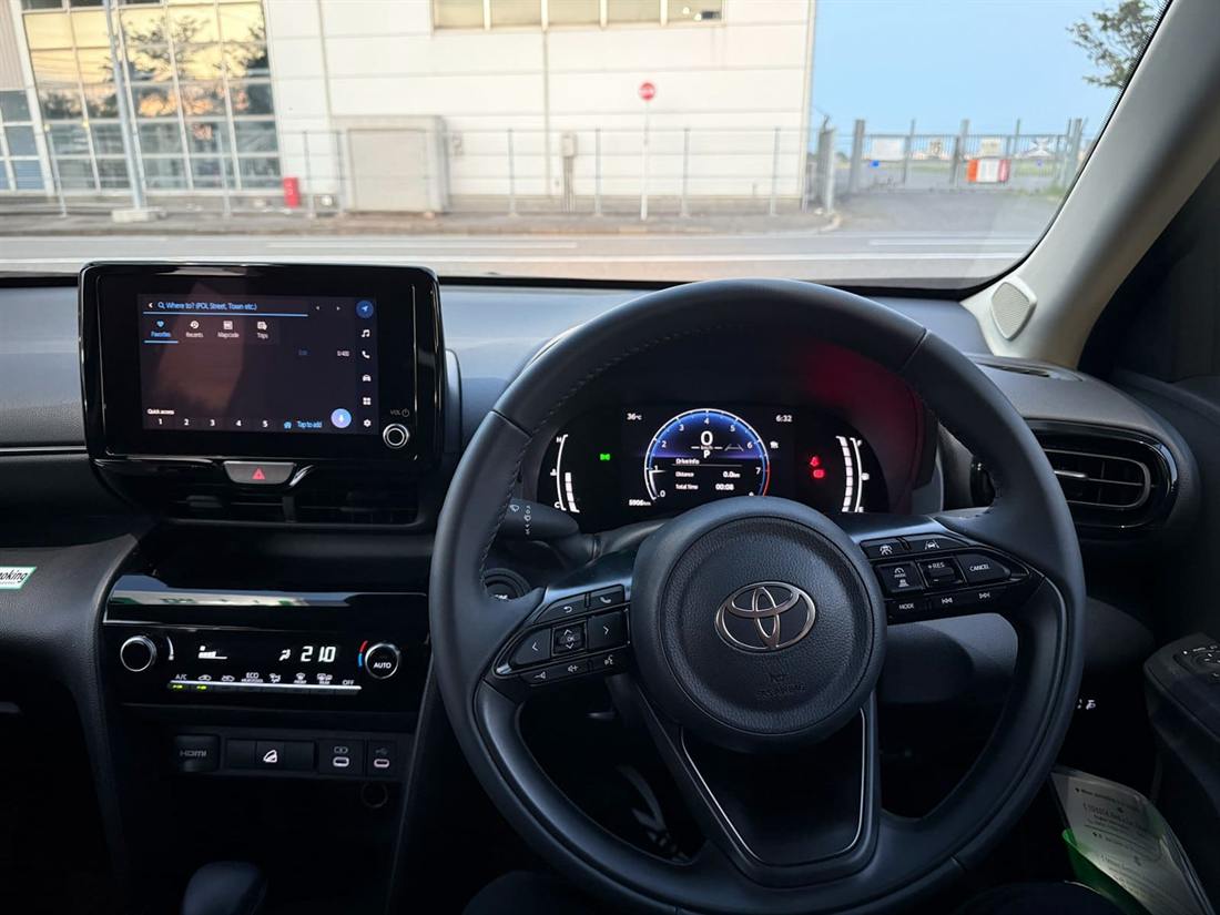 Interior del Toyota Yaris Cross